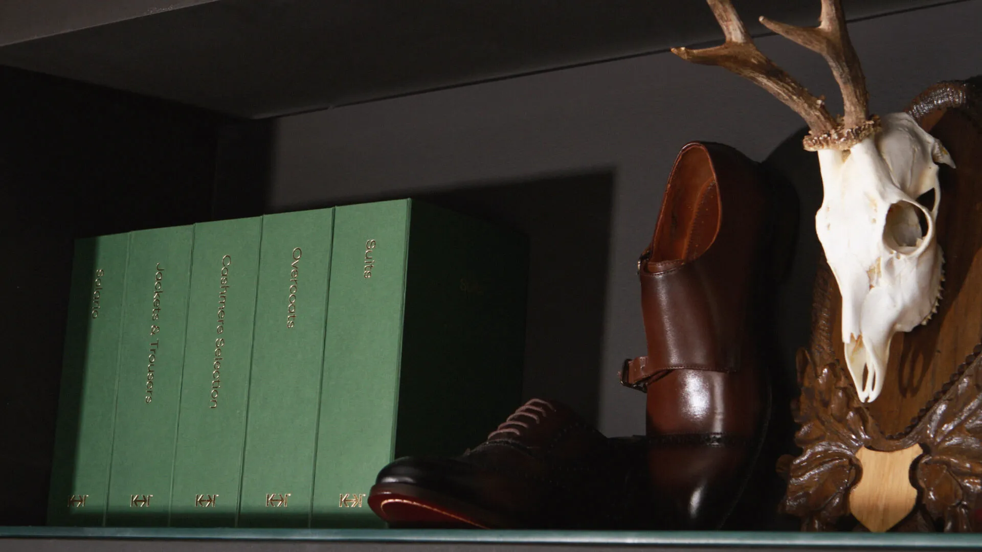 Knap - measure made suits materials catalog